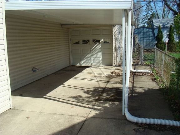 3rd image of 4662 Faith Ave