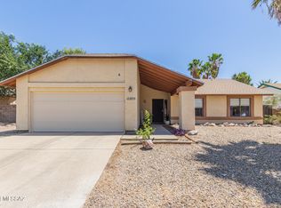4825 W Candleberry Way, Tucson, AZ 85742
