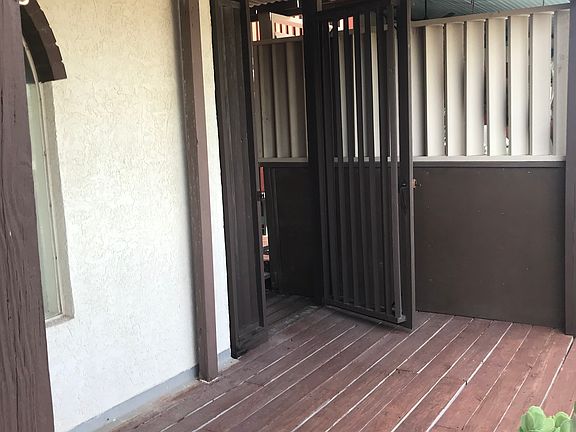 5th image of 1315 Harbor Island Dr #F