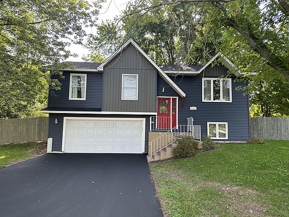 3rd image of 3700 Bryant Cir N