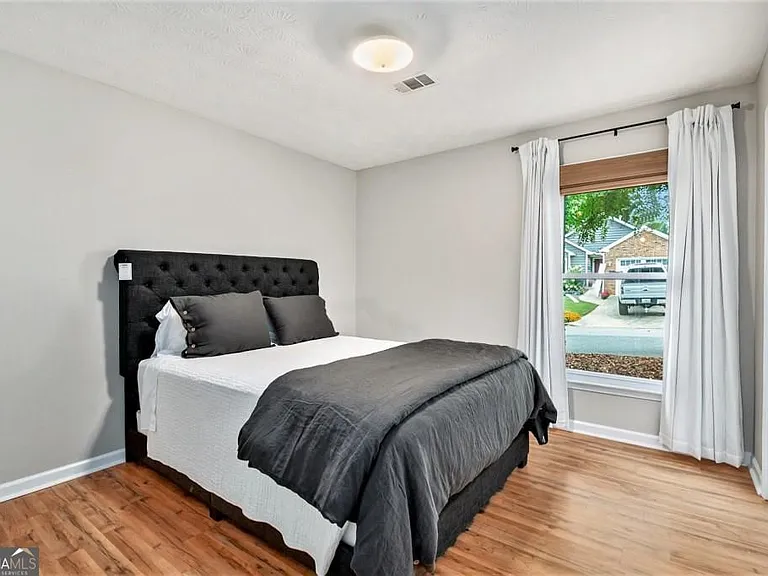 1118 Capital Club Cir — Photo 22