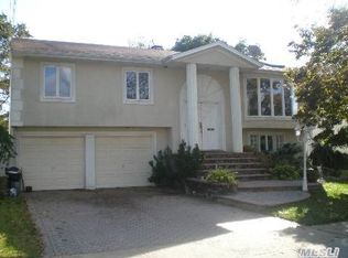 790 Vivian Ct, Baldwin, NY 11510