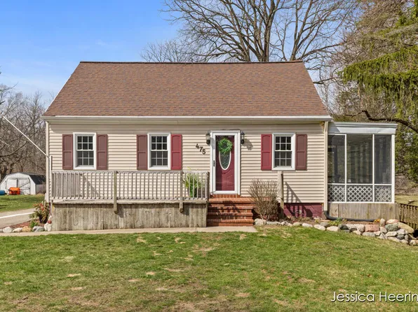 475 Northland Ct NE, Rockford, MI 49341