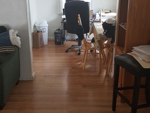 3rd image of 3875 14th Ave