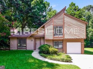 1719 Vauxhall Dr, Lithonia, GA 30058