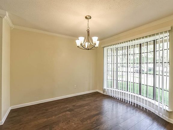 5th image of 3802 Wintergreen Dr