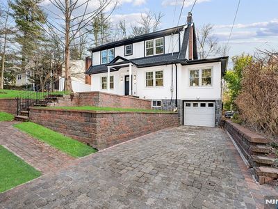 114 Hudson Ave, Tenafly, NJ, 07670