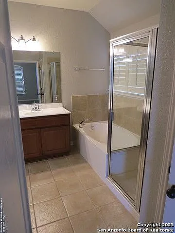 519 Ginsberg Dr — Photo 24