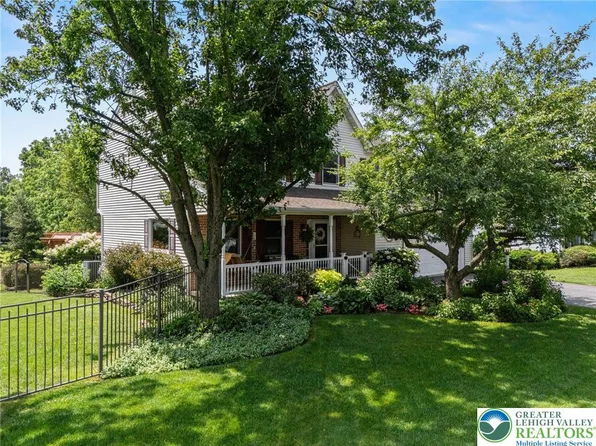 3912 Scherman Blvd, Bethlehem, PA 18020