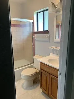 Master bath. 2nd bath same.