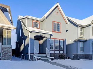 300 S Marquis Hts SE, Calgary, AB T3M 1Z9