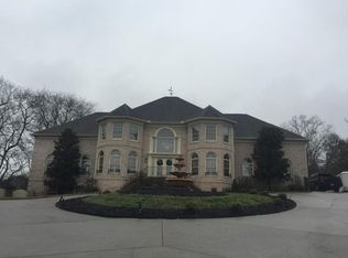 2013 Still Water Ln, Knoxville, TN 37922