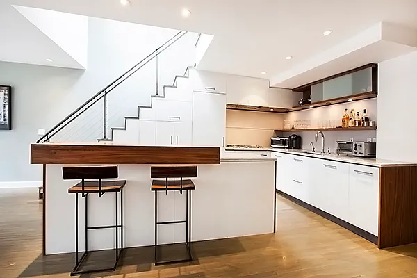 Sold by ConquestAdvisors | media 1