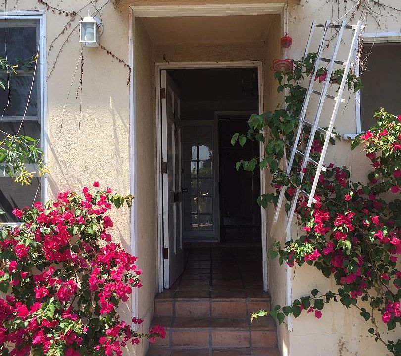 1st image of 6200 Primrose Ave
