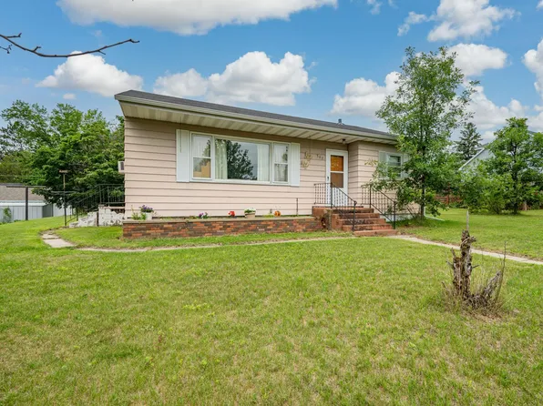 507 NW 16th Ave, Grand Rapids, MN 55744