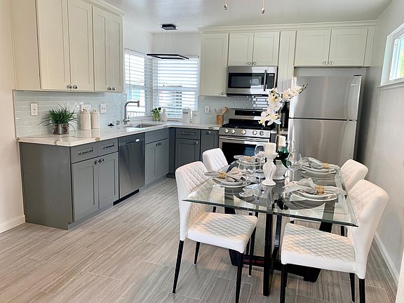 2nd image of 747 Calla Dr APT 3