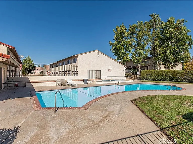 1436 Ramona Dr — Photo 30