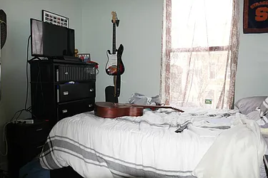 Rented by Rennit Inc.