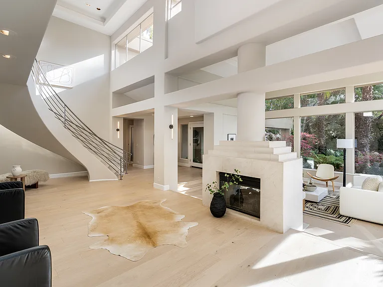 4257 Golden Oak Ct — Photo 5