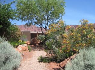 1424 W Sandhill Cir, Ivins, UT 84738