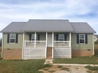 70 Green Leaf Dr, Cave City, KY 42127