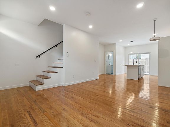 2nd image of 1238 Butterfield Way