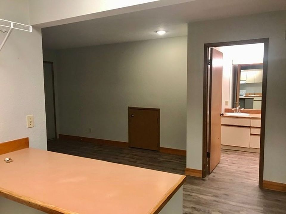 Building Photo 5
