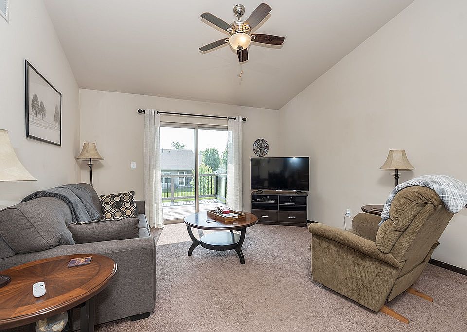 305 Piper Ln Solon, IA, 52333 Apartments for Rent Zillow