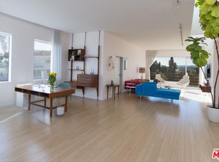 547 N Kings Rd #401, West Hollywood, CA 90048