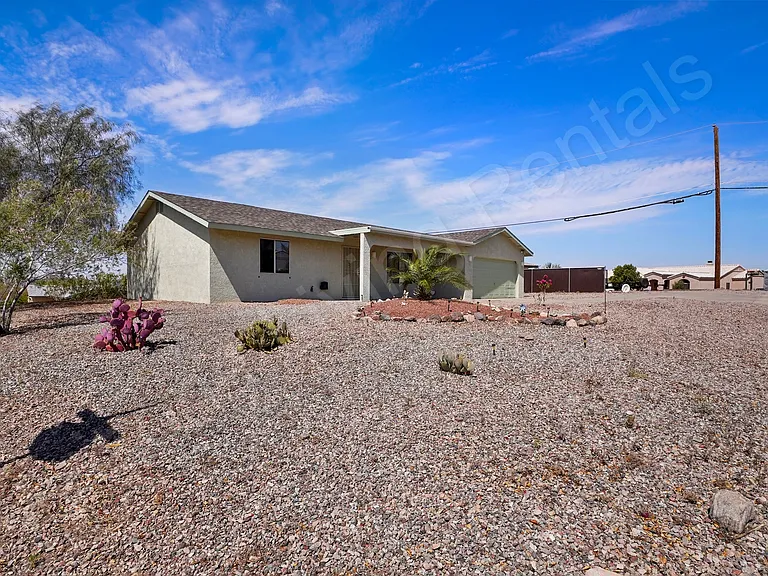 3092 Tomahawk Dr — Photo 2