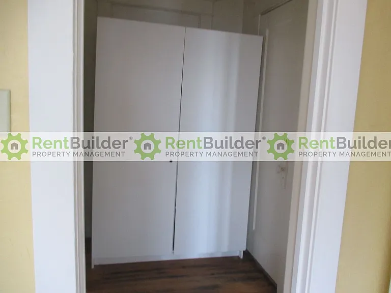 103 Maple St NE — Photo 7