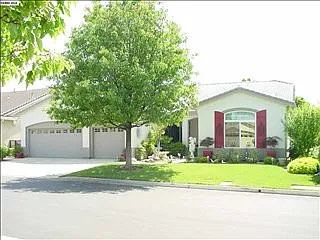 1354 McPrince Ln photo 1