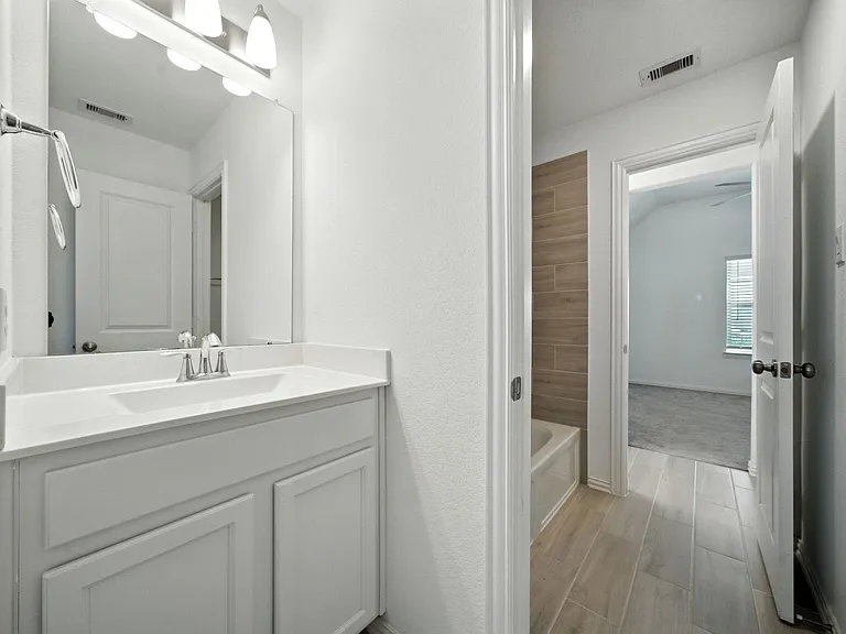 15011 Old Horseshoe Lake Dr — Photo 28