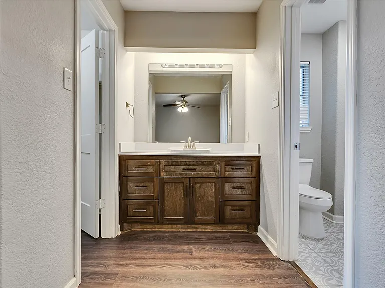 2030 Lone Rock Dr — Photo 26