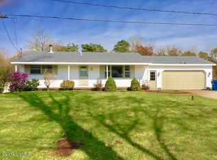 12684 144th Ave, Grand Haven, MI 49417