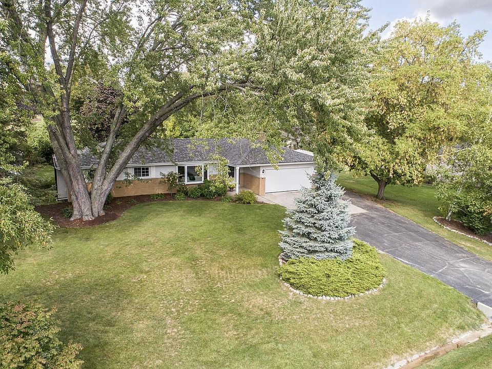 1st image of 13050 West Marquette DRIVE