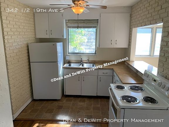3rd image of 342 1/2 19th Ave S