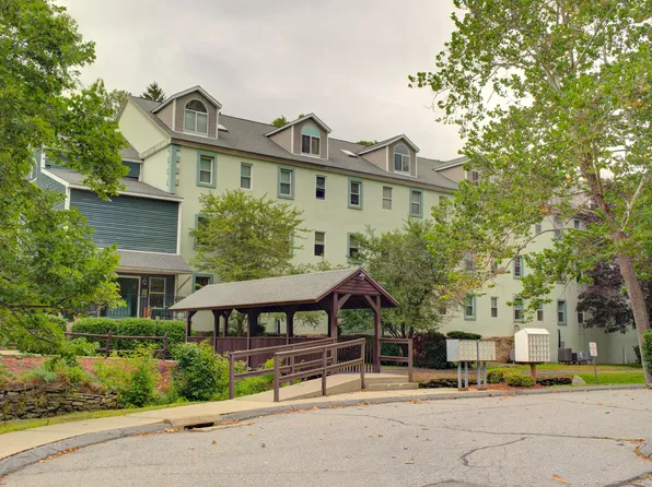 208 Whetstone Mills #208, Killingly, CT 06241