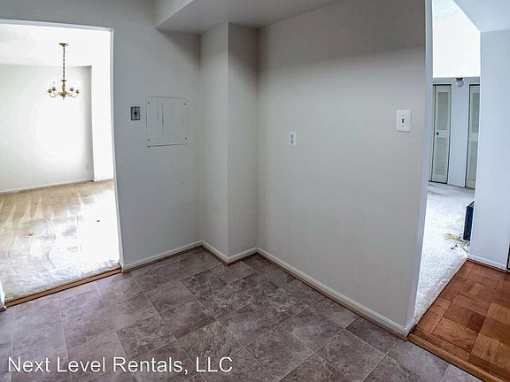 2nd image of 118 Monroe St APT 1209
