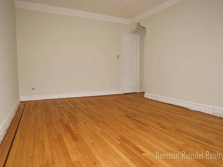 8223 Bay Pkwy #B-1 — Photo 14