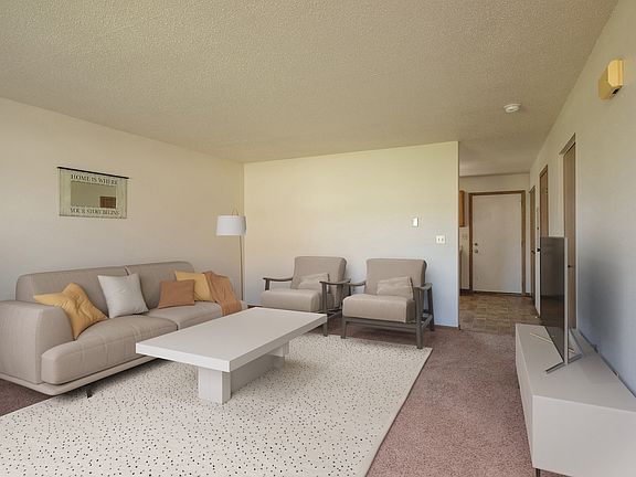 Fargo, ND Hazelwood Townhomes | Living