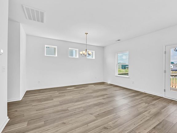 4th image of 1373 English Oak Dr Lot 288