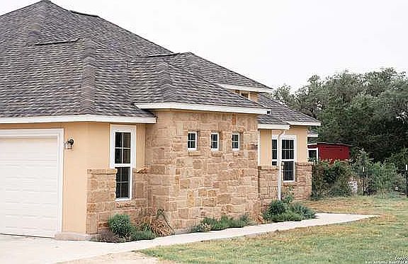 2nd image of 392 Laurel Vista Dr