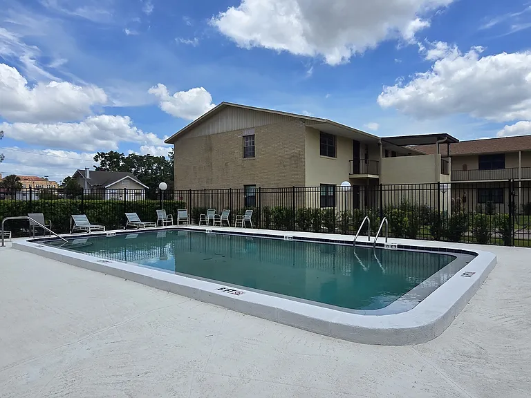 130 E Johnson Ave #206 — Photo 12