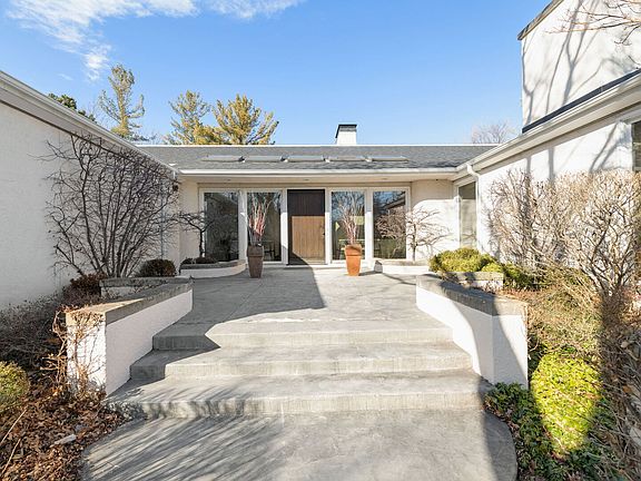 2nd image of 2705 Bentley Rd