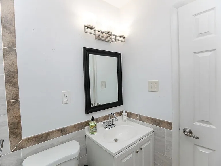 1280 W Ocean View Ave #3 — Photo 6