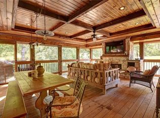 926 Pinehill Dr SE, Smyrna, GA 30080
