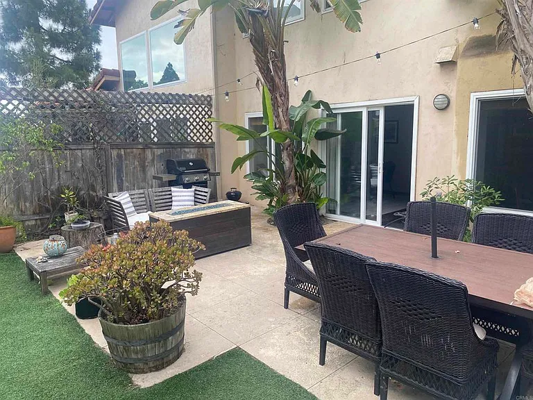 4242 Corte De La Siena — Photo 9