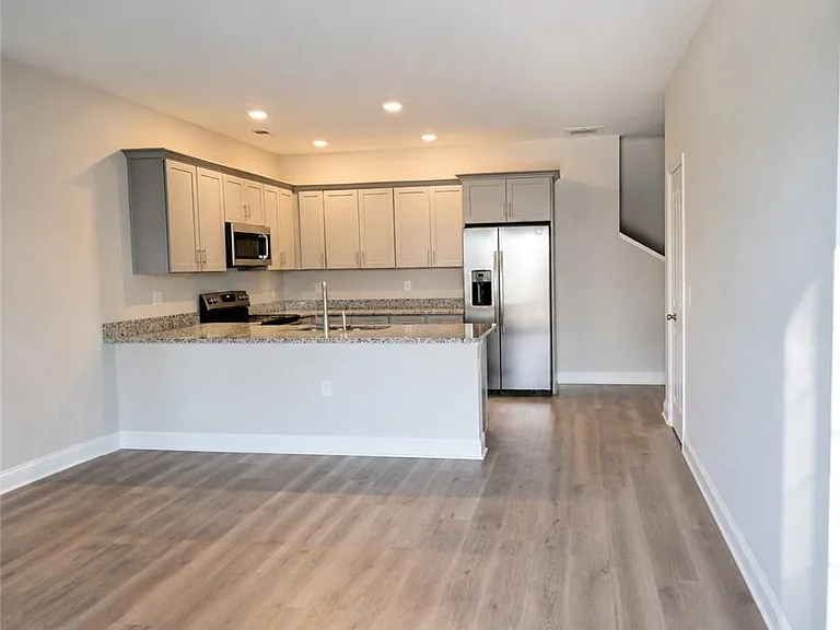 153 Towne Villas Dr #17 — Photo 4