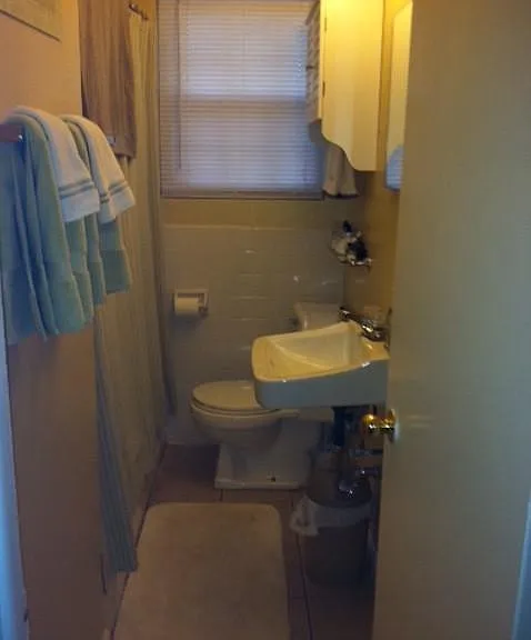 2125 Sandalwood Rd #B — Photo 4